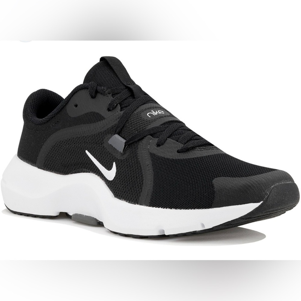 Nike Women's Season Tr 13 Trainers / Runners in size 10
